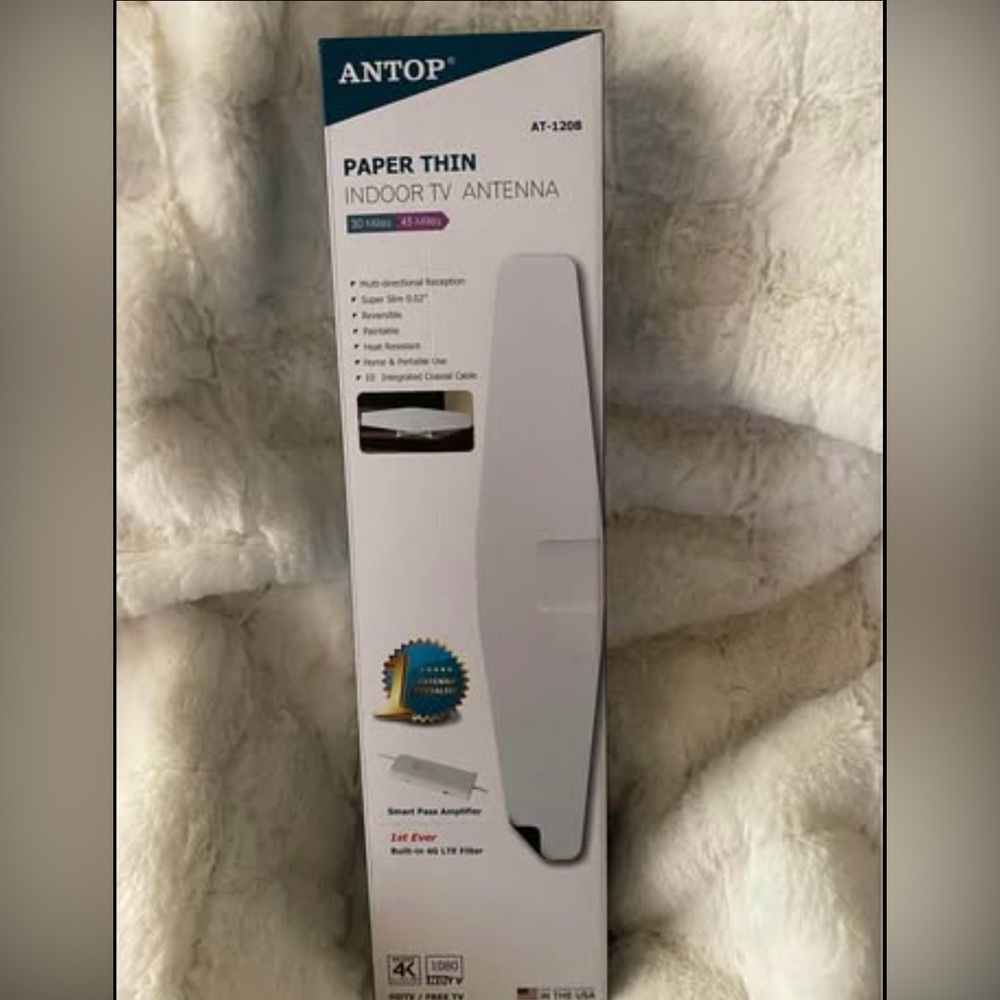 ANTOP Set of 2 Paper thin Indoor TV Antenna NEW Great Range 4G LTE - Picture 3 of 9